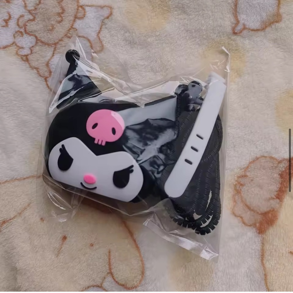 Kuromi or HelloKitty Cable Charger Protector Head Cover - Picture 2 of 13